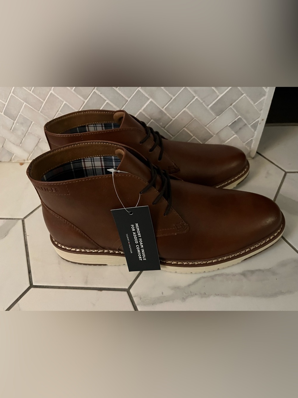 Tommy Hilfiger Men's Cognac Brown Leather Chukka Boots